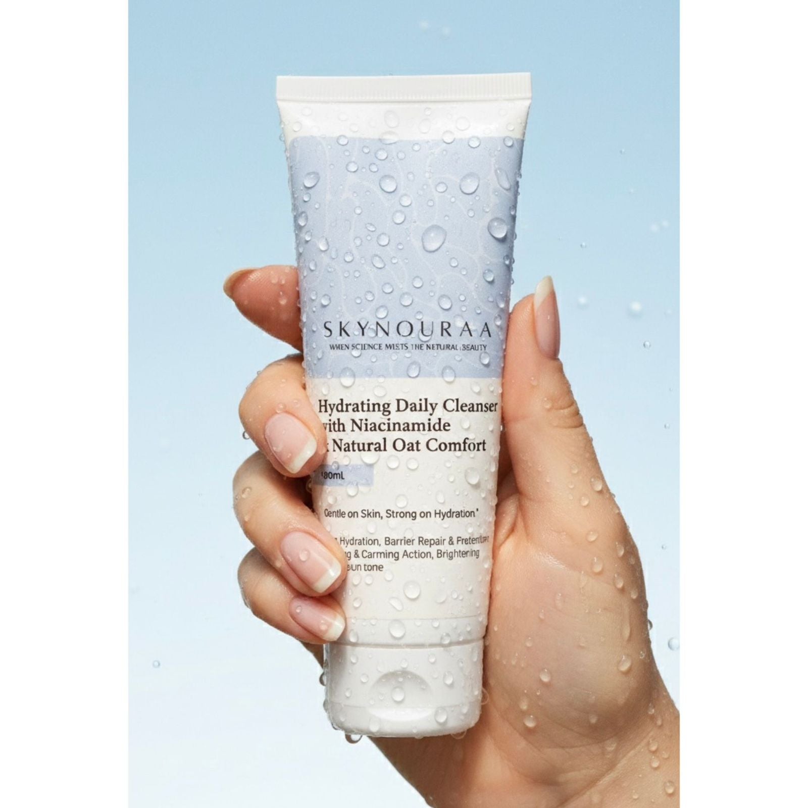 Hydrating daily cleanser with niacinemide & natural oat comfort